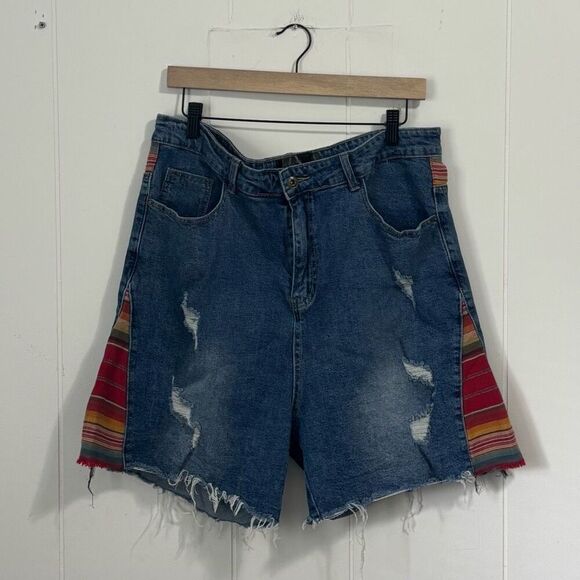 Lucky & Blessed Western Boyfriend Distressed Denim Shorts 20 - Picture 1 of 4